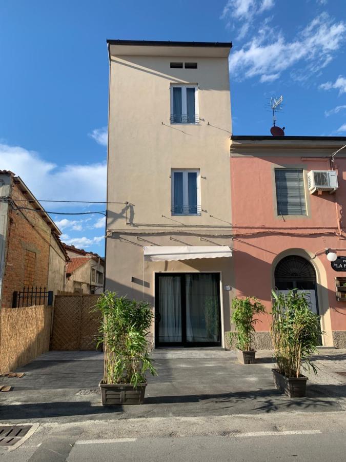 Piccola Dimora B&B Lucca Esterno foto